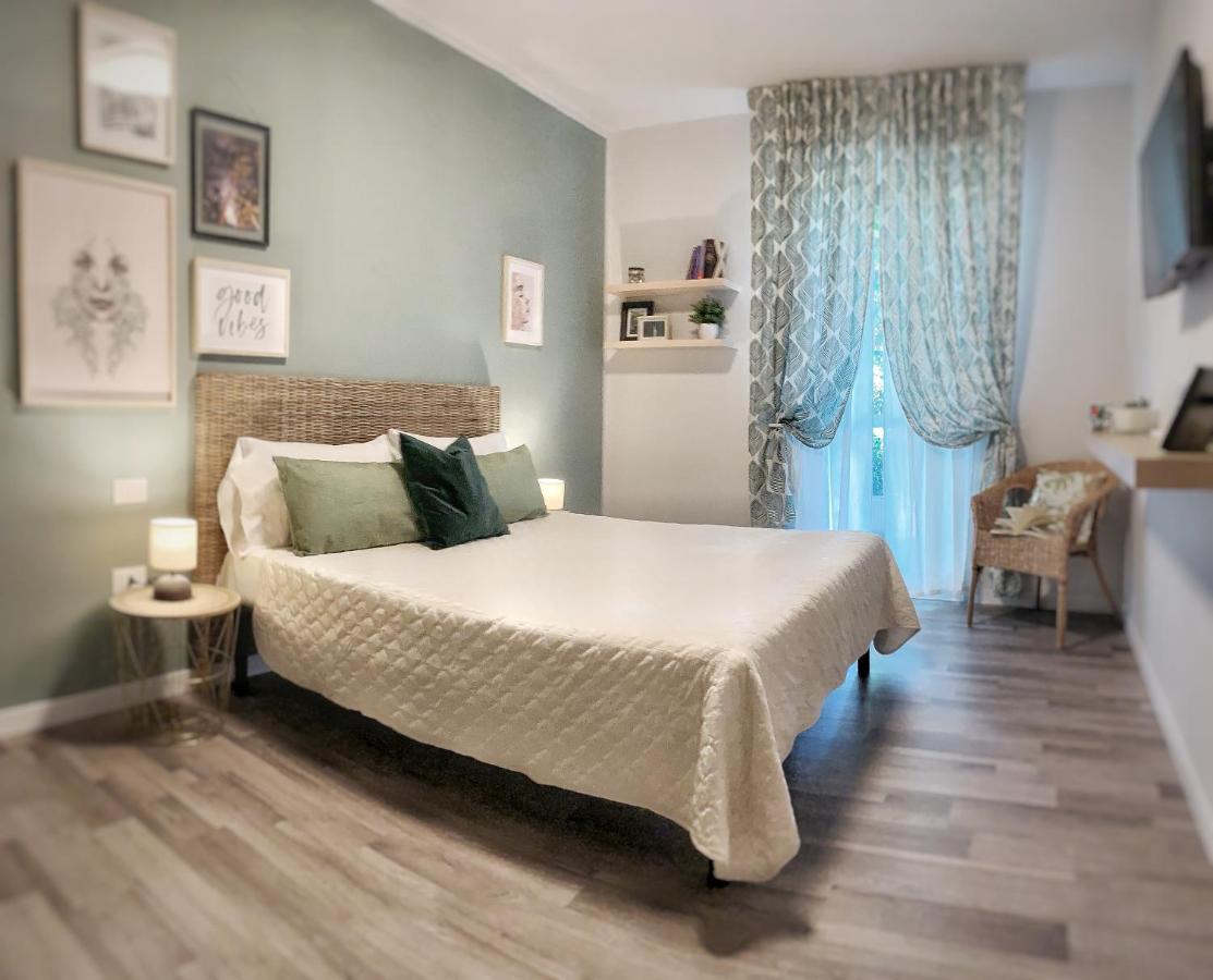 Appartamento Casa Emilia Сирмионе Экстерьер фото